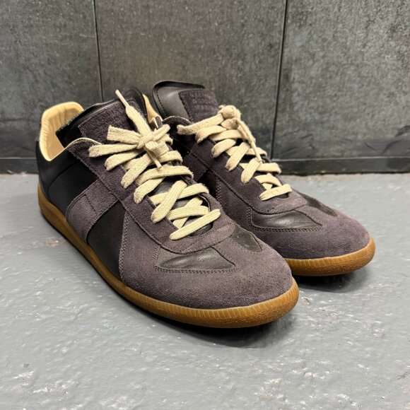 MAISON MARGIELA GAT Black Low Top Sneakers - Picture 1 of 9